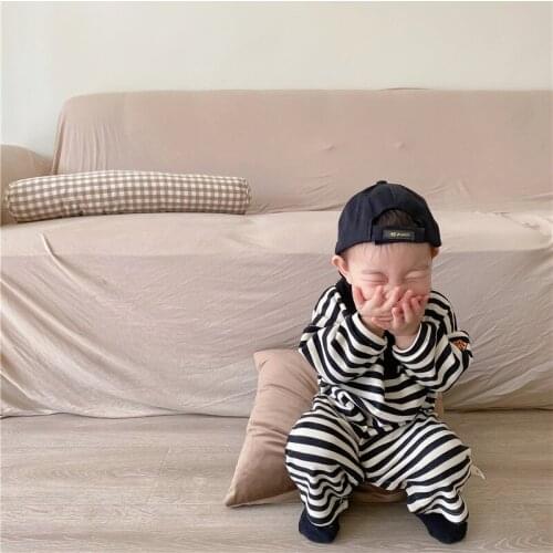 Autumn Infant One-piece Clothes Loose Striped Baby romper 14