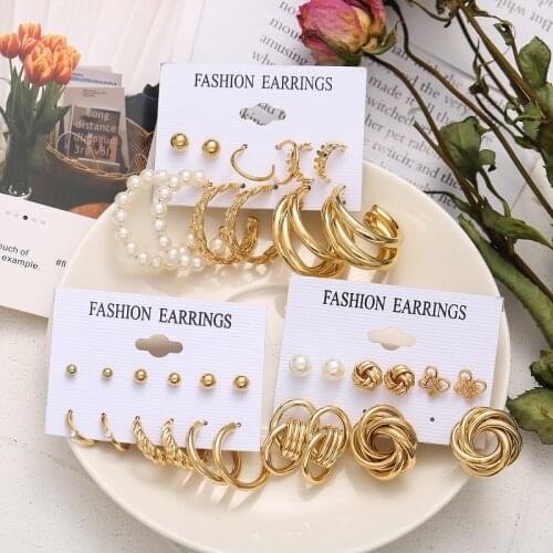 Vintage Fashion Gold Color Hoop Earrings Set For Women Geometirc Metal Pearls Circle Hoop Earrings Brincos 2021 Trendy Jewelry