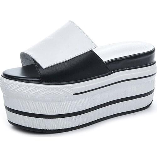 Krasovki Slippers Womens Platform Summer 2021 Fashion Sandals Breathable Thick Bottom Increased Slimming Single Strap Slipper