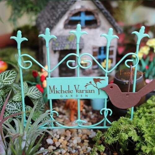 Miniature Garden Metal Sign Fence Mini Gate with DIY Bird Board Fairy Garden Decoration Gate Fence for Accessories Ornaments