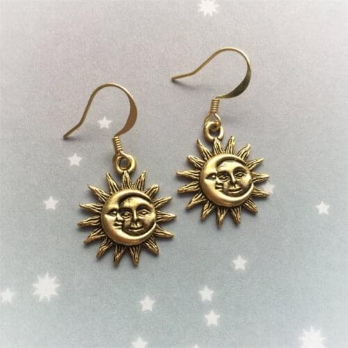Charm of The Sun and Moon Earrings for Women Jewelry Gift Fashion Personality Face Sun Simple Clavicle Dangle