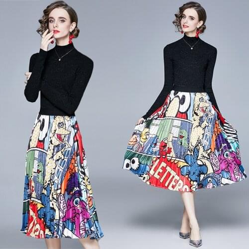 Spring and autumn new womens printed cartoon pattern big pleated skirt knitted sweater two-piece suit