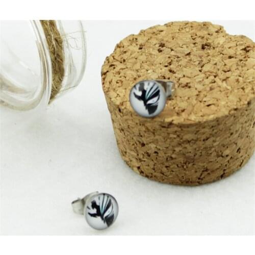 2 Styles 2020 Anime BLEACH Stud Earrings For Women Titanium Steel Resin Earring Men Jewelry Brinco Box Packing Christamas Gift