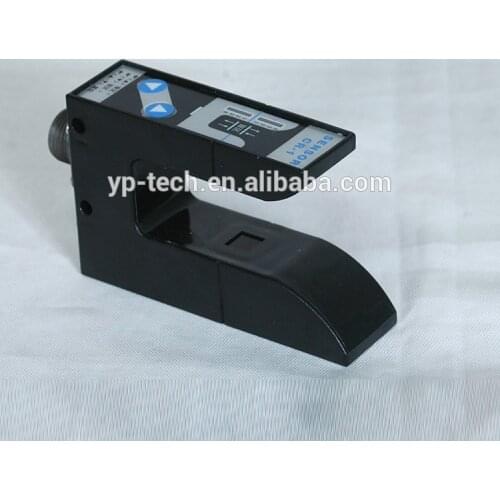 Web guiding edge position control system Infrared photoelectric sensor