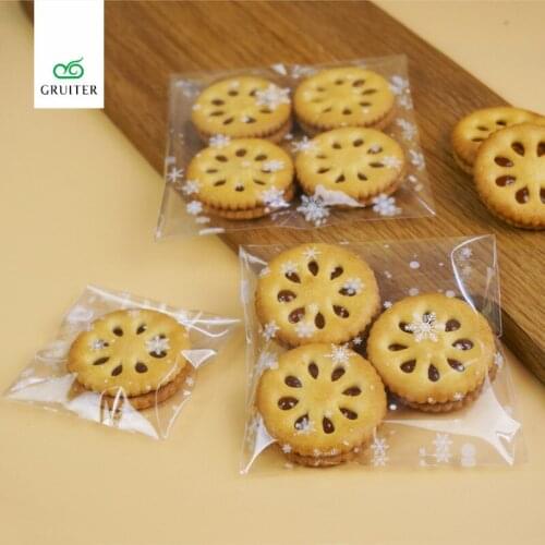 High Quality 3 Sizes 100pcs Baking Cookies Bag Merry Christmas Cake Candy Food Bags Christmas Snowflakes Self-adhesive Flat Bags