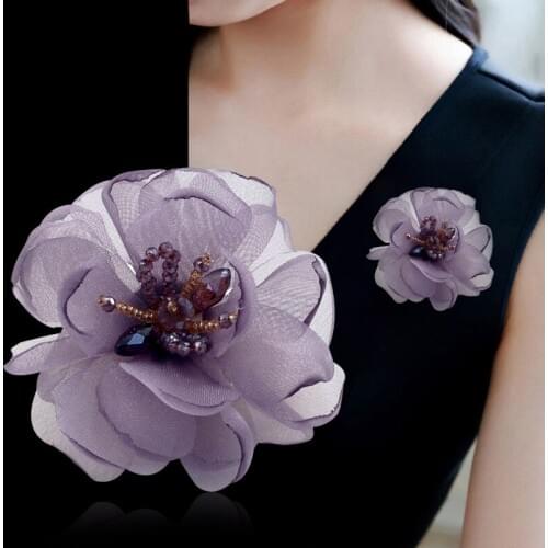 Korean Cloth Yarn Flower Brooch Pin Rhinestone Corsage Clothes Dress Coat Brooches Shawl Cardigan Buckle Pins for Women Jewelry