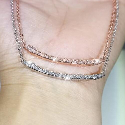 Designer original new diamond-studded meticulous line smile necklace pendant romantic and elegant charm ladies silver jewelry