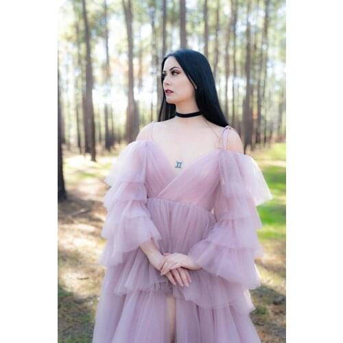 Elegant Tiered Tulle Evening Gown for Pregnancy Women Off-the-Shoulder High Slit Floor Length Photoshoot Maternity Dresses