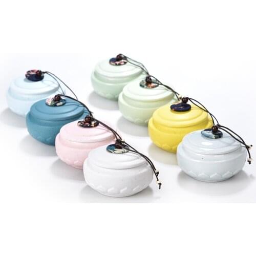 Lotus Petal Ceramic Sealed Storage Box Travel Portable Tea Caddy Plain Pottery Porcelain Canister For Spices Organizer Tea Jars