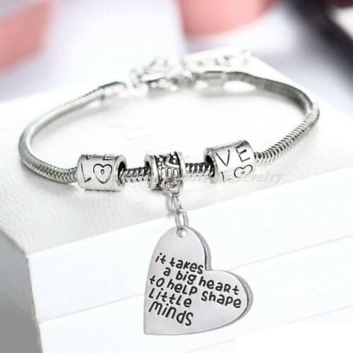 Teachers Bracelets Teacher Gifts Jewelry Love Beads Heart Pendant Chain Bangle It Takes a BIG Heart To Help Shape Little Minds