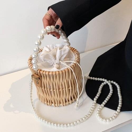 Straw Purses Women Summer Rattan Handmade Crossbody Bags Ladies Summer New Bohemia Beach Basket Pearl Hand Bags Tote