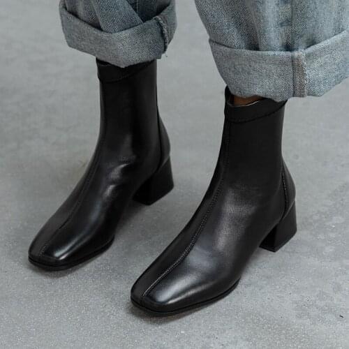 QZYERAI 2021 Women Chelsea Ankle Boots Luxury Brand Designer Work Boot Autumn Winter Women Leather Botas Shoes