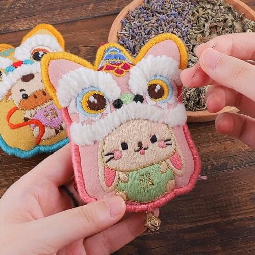 Animal Diy Embroidery Needlework Cross-stitch Sachet Dancing Lion Knitting Accessories Needlework Crafts Adults Jewelry Pendant