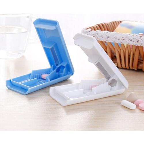 1PCS Tablet Pill Cutter Splitter Medicine Storage Splitters Cut Slicer Home Portable Pill Cases Dispenser Random