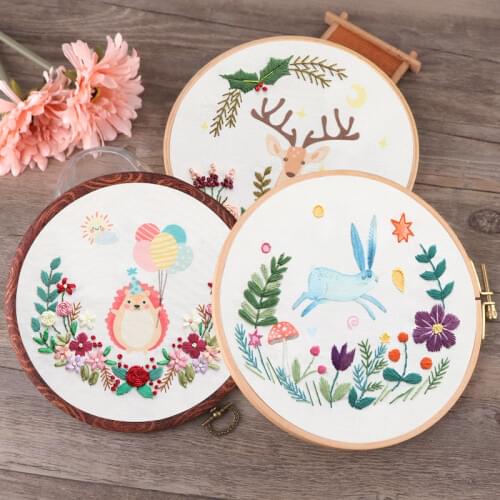 Hand-made diy production embroidery material package beginners cloth art three-dimensional creative production colorful animal