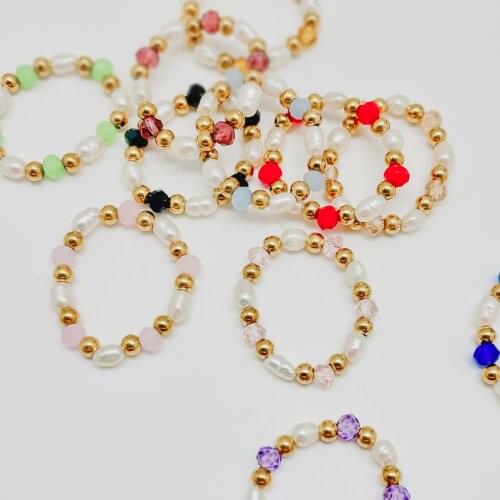 New Handamde Freshwater Pearl Women Rings for Wedding Multi Color Handmade Jewelry Stretchy Glass Stainless Steel Beaded Ring