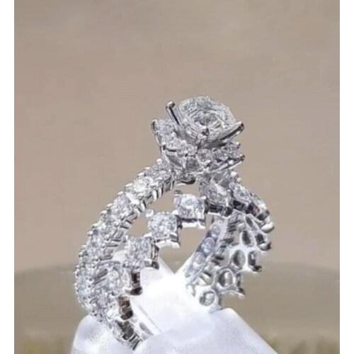 Hot-selling Jewelry Creative Hollow Inlaid Geometric Zircon 2-piece Ring Fashionable Ladies Engagement Ring Whole Sale