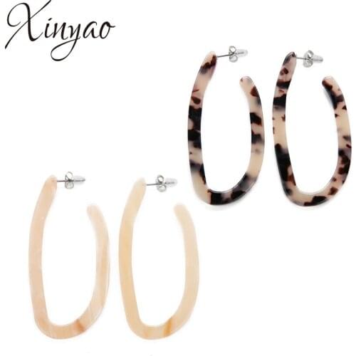 XINYAO 2018 New Design Geometric U Shape Resin Acrylic Earrings For Women Light Pink Color Long Pendant Statement Earrings Gift