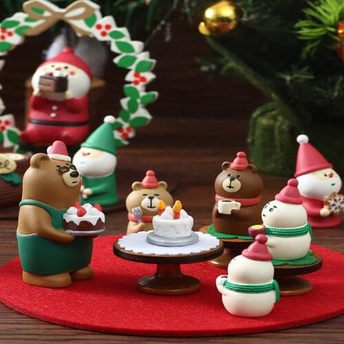 Japan Kawaii Christmas Decole Bear Cartoon Mascot Sant Claus Miniature Figurine Decoration Cake Bakery Resin Craft Ornaments Toy