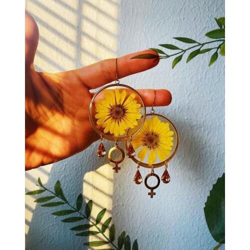 Pressed Real Flower Moon Earrings Beautiful Crescent Moon Dangle Earrings Boho Jewelry Unique Female Earrings