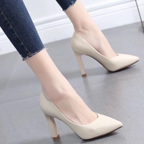 Single Shoes Women 2021 New Professional All-match Thick-heeled Women High Heels Pointed Toe Shallow Shoes Fashion Womens Shoes