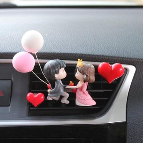 Creative Cute Couple Balloon Car Air Conditioning Perfume Clip Aroma Car Air Outlet Fresher Tyure Decoration