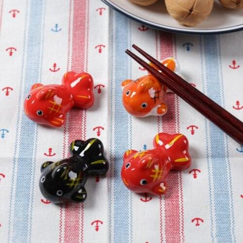 1PCS Japanese Style Ceramic Koi Goldfish Chopstick Holder Home Decro DIY Dining Table Spoon Rack Supplies