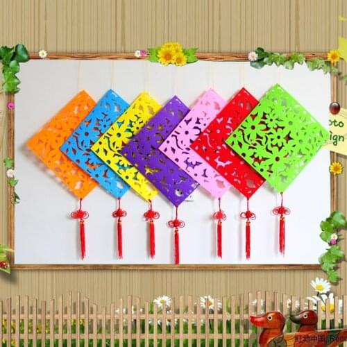 T-N Thick Big Size 32cm Nonwoven Felt Wall Sticker Square Grid Hanging Warm family Customized Ornament Classroom Home Decoration