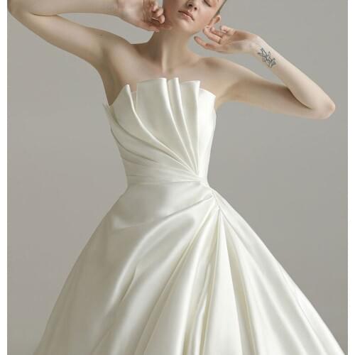 Kseniya Queen Wedding Dresses With A Train