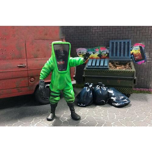 1/35 Scale Unpainted Resin Figure man in radiation suit collection figure