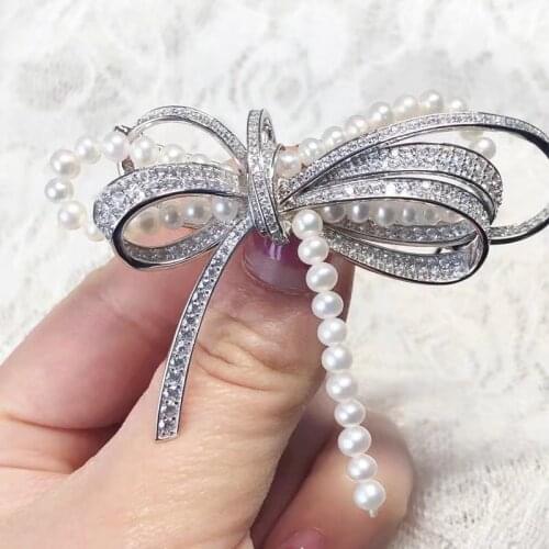 MLKENLY Brooches