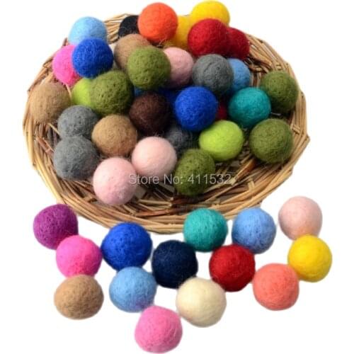 100pcs/lot 20mm wool Felt Balls Garland Party Decor Wedding Decorations Colourful Kids Room Decor Fun Home Decor Diy Craft