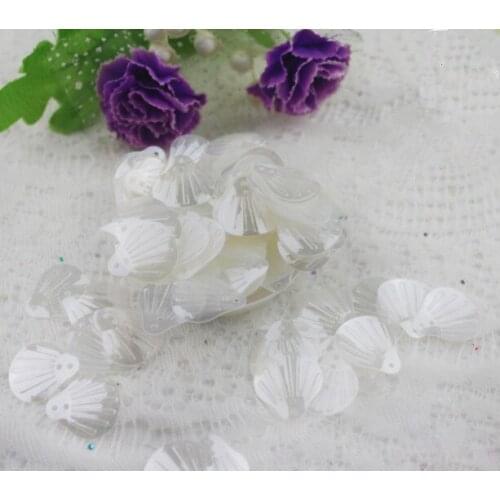 A2 Sewing supplies Silver 14MM shell sequins pearl shell fish scales sector sequins suitable for clothing DIY materials