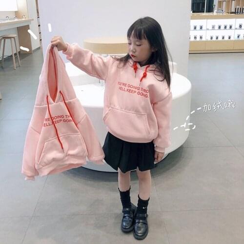 2 3 4 5 6 7 Toddler Girls Hoodies Autumn Winter New Kids Fashion Thicken Hooded Sweatshirts Casual Letter Velvet Girls Pullovers