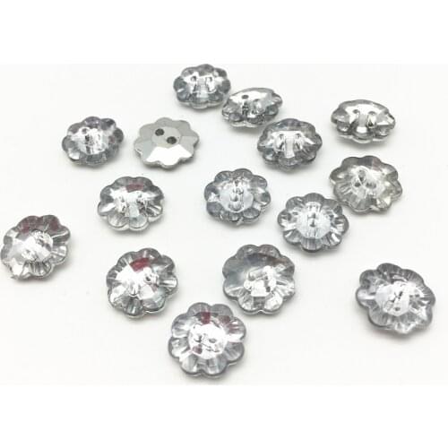 100pcs 13mm Silver Acrylic Flower 2 Holes Buttons Baby Shiny Coat Boots Sewing Clothes Accessories Scrapbooking Embellishments