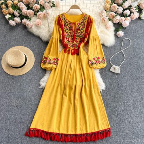 2021 New Spring Bohemian Vacation Vestidos Female Round Neck Lantern Sleeve Retro Embroidery Tassel Midi Dress GK785