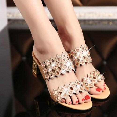 2021 Hot Summer Elegant Fashion Women Casual Shoes Thick with Sandals Peep-toe Beach Shoes Mid Heel Bright Gold Silver 4 Color