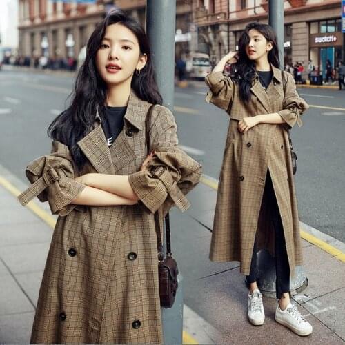 2020 Autumn Winter Womens Double Breasted Trench Coat Belt Classic Vintage Plaid Lady Long Windbreaker Chic Outwear Overcoat