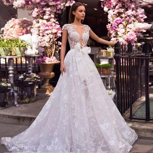 New Arrivals Bow Appliques Lace Beach Wedding Dress Elegant Vestidos De Novia Praia See Through Illusion Bridal Gowns