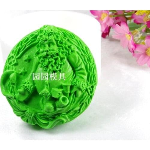 Father Christmas Silicone Soap mold Handmade 3D silicone mould DIY Craft molds S325
