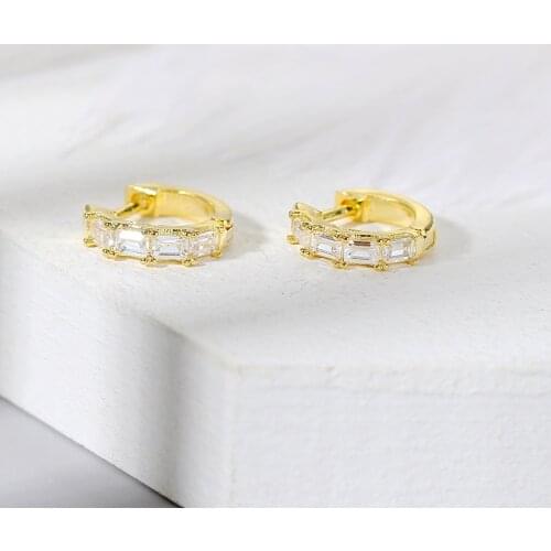 ZHOUYANG Zircon Earrings For Women Punk Hip Hop Ear Cuffs Fashion Gold Color Men Jewelry Wholesale Small Hoop Ear Rings KBE137