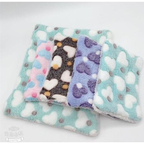 Coral Velvet Small Animal Pet Pad Lamb Velvet Thicken Comfortable Warm Blanket For Rabbit Hamster Totoro Mat Pets Cages Supplies