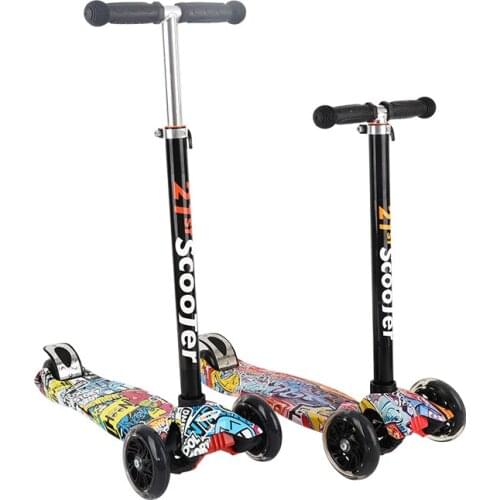 Childrens Skateboard Car 2-4-14 Years Old Children Three Or Four Wheels Graffiti Swiss Flash High Skateboard