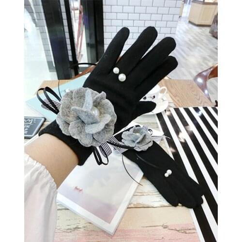 Grey Woolen Cloth Flower Bow Cashmere Gloves Korean Fashion Winter Warm Pearl Ring Touch Screen Finger Gloves Women