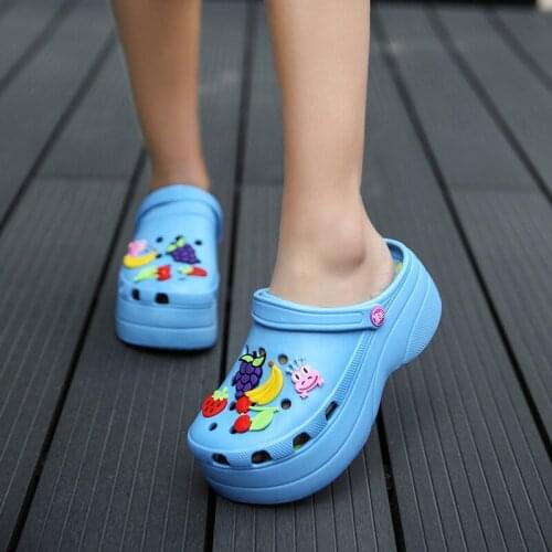Summer Women Clogs Platform Garden Sandals Sweet Cute Cartoon Fruit Slippers Slip on For Girl Beach Shoes Fashion Outdoor Slides