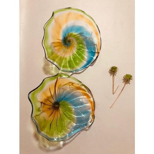 Factory price Hand blown glass wall art Custom Made Hand Blown Glass Hanging Wall Plates for Hotel Decoration