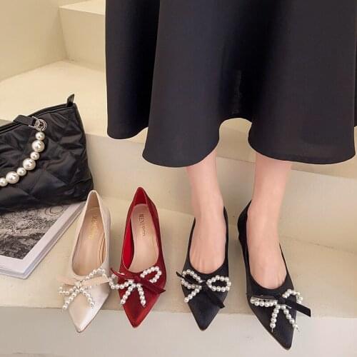 Exquisite Bowknot Pearl Temperament High Heels Spring And Autumn Fashion Mid-Heel Pointed Toe Ladies Single Shoes
