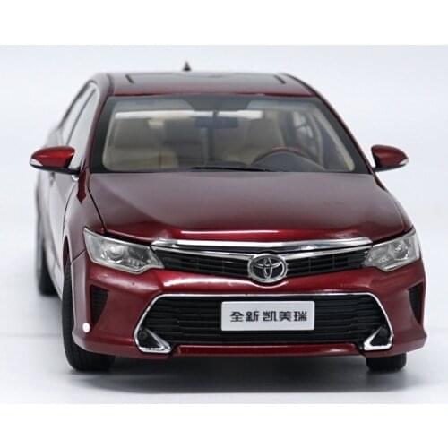 Authentic 1:18 Toyota Camry 2015 Version Diecast Car Model for Toys, Gift, Collection