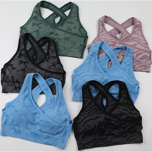 Camo Seamless Sports Bra For Women Gym Criss-Cross Back Padded Sports Bras Medium Support Yoga Bra Top Workout Sport Brassiere