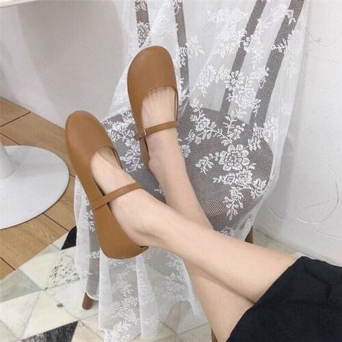Ladies Soft Leather Ballet Shoes Fashion Casual Round Toe Buckle Strap Loafers Women 2021 Spring Summer Sweet White Black Flats